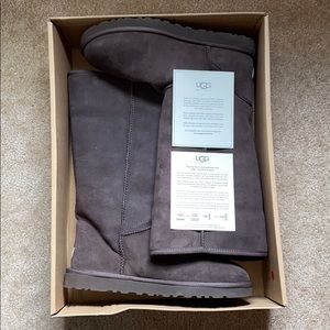UGG Original Tall Chocolate Boots Size 11 NIB